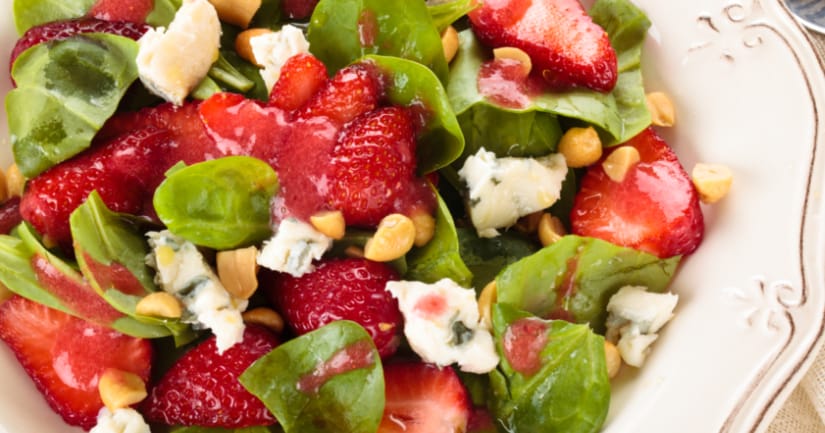 Sizzlin’ Summer Recipes You Gotta Try - Berry Salad Image